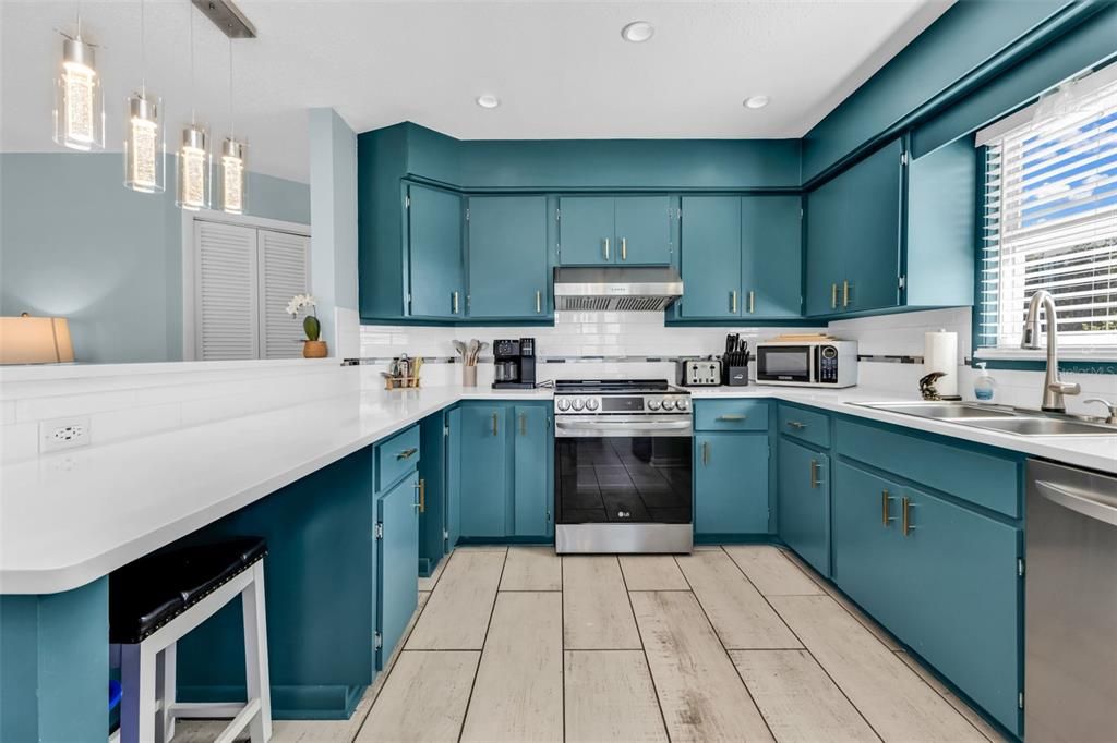 En Venta: $1,149,000 (4 camas, 0 baños, 2351 Pies cuadrados)