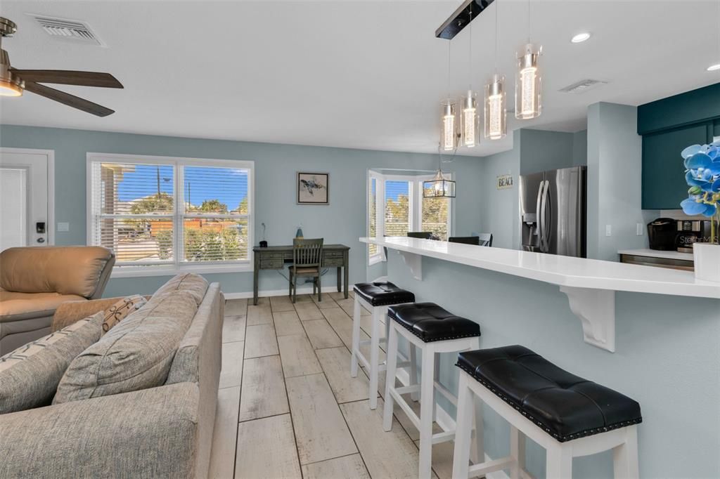 En Venta: $1,149,000 (4 camas, 0 baños, 2351 Pies cuadrados)