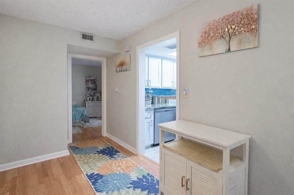 En Venta: $225,900 (2 camas, 1 baños, 850 Pies cuadrados)