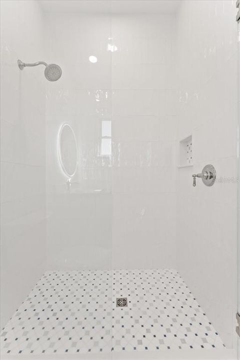 En Venta: $4,499,999 (5 camas, 4 baños, 3063 Pies cuadrados)