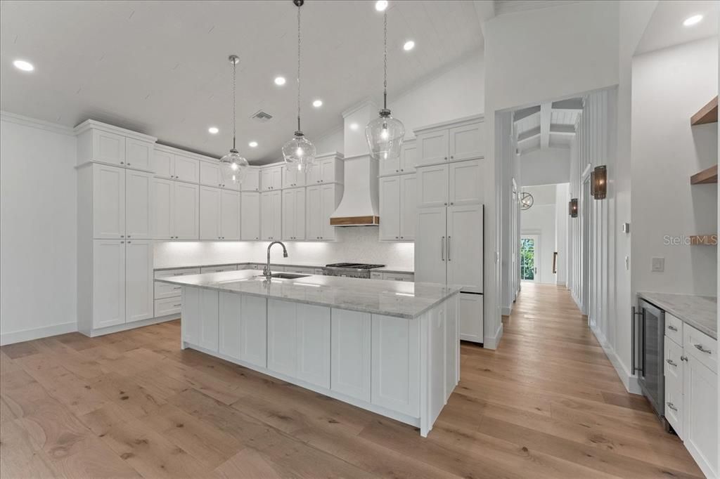 En Venta: $4,499,999 (5 camas, 4 baños, 3063 Pies cuadrados)