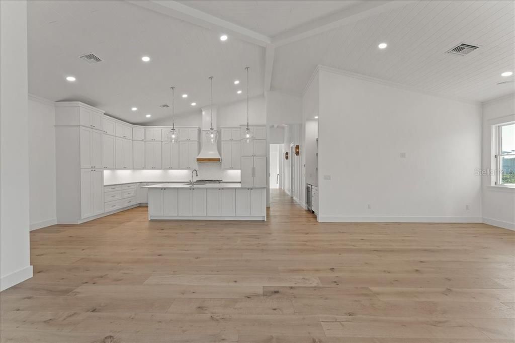 En Venta: $4,499,999 (5 camas, 4 baños, 3063 Pies cuadrados)