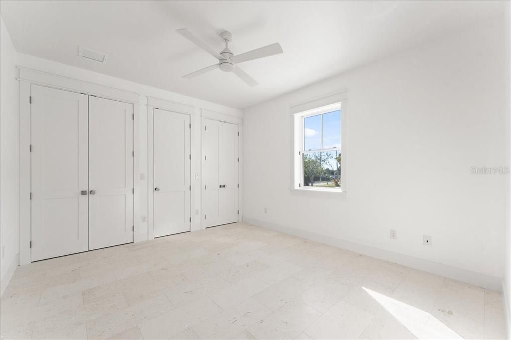 En Venta: $4,499,999 (5 camas, 4 baños, 3063 Pies cuadrados)