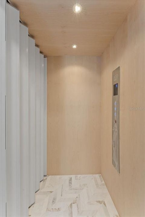 En Venta: $4,499,999 (5 camas, 4 baños, 3063 Pies cuadrados)