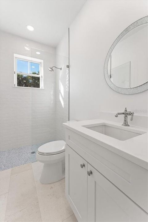 En Venta: $4,499,999 (5 camas, 4 baños, 3063 Pies cuadrados)