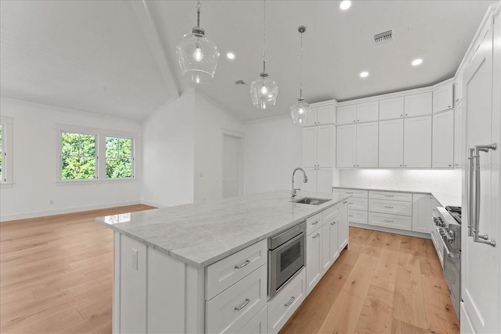 En Venta: $4,499,999 (5 camas, 4 baños, 3063 Pies cuadrados)