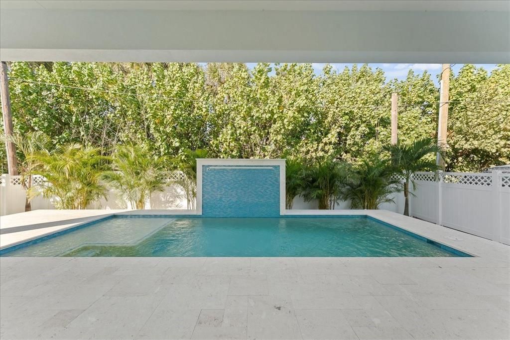 En Venta: $4,499,999 (5 camas, 4 baños, 3063 Pies cuadrados)