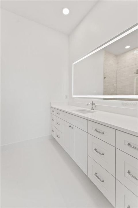 En Venta: $4,499,999 (5 camas, 4 baños, 3063 Pies cuadrados)