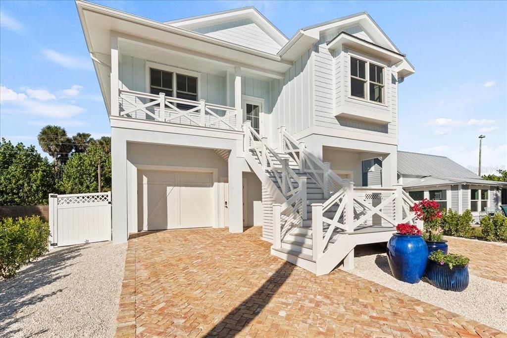 En Venta: $4,499,999 (5 camas, 4 baños, 3063 Pies cuadrados)