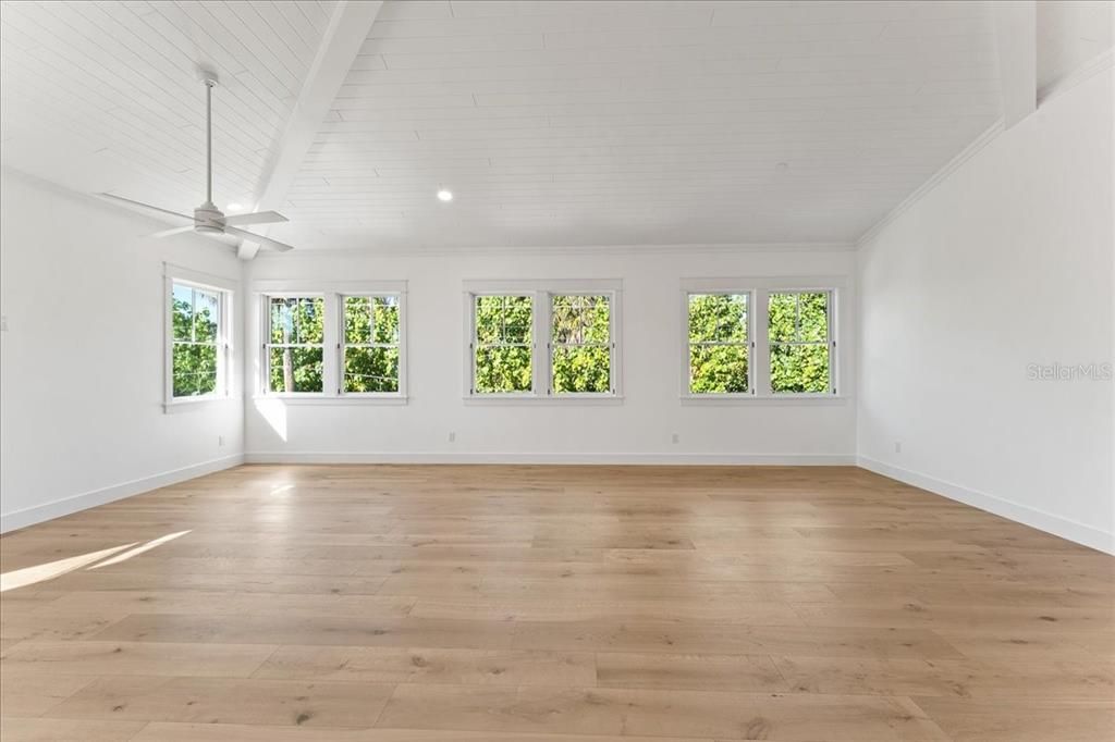 En Venta: $4,499,999 (5 camas, 4 baños, 3063 Pies cuadrados)