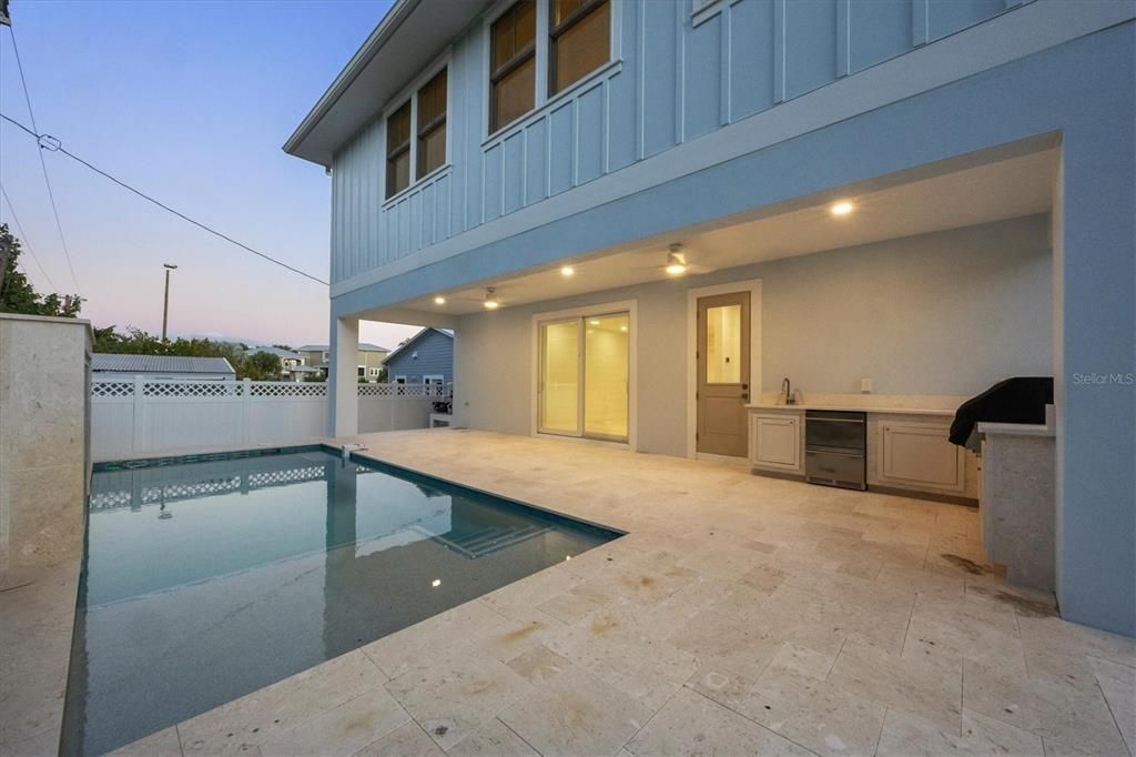 En Venta: $4,499,999 (5 camas, 4 baños, 3063 Pies cuadrados)