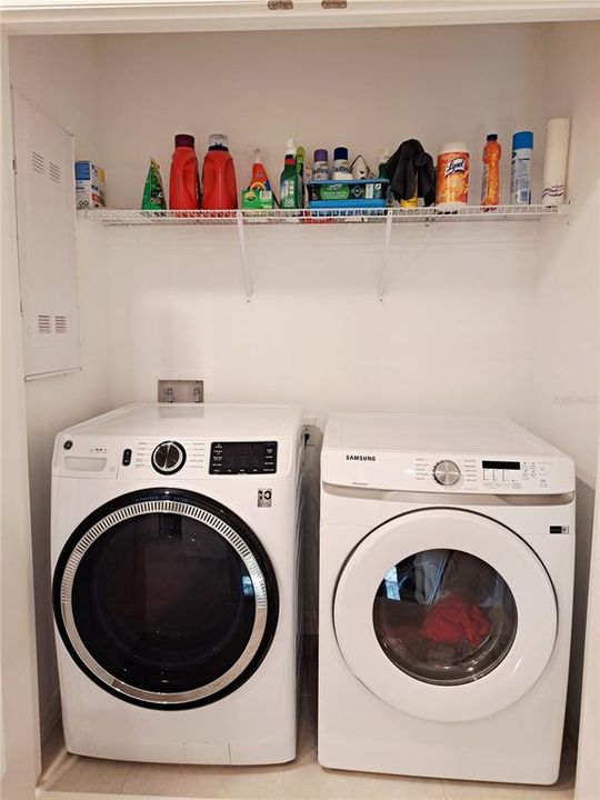 En Venta: $249,500 (3 camas, 2 baños, 1407 Pies cuadrados)