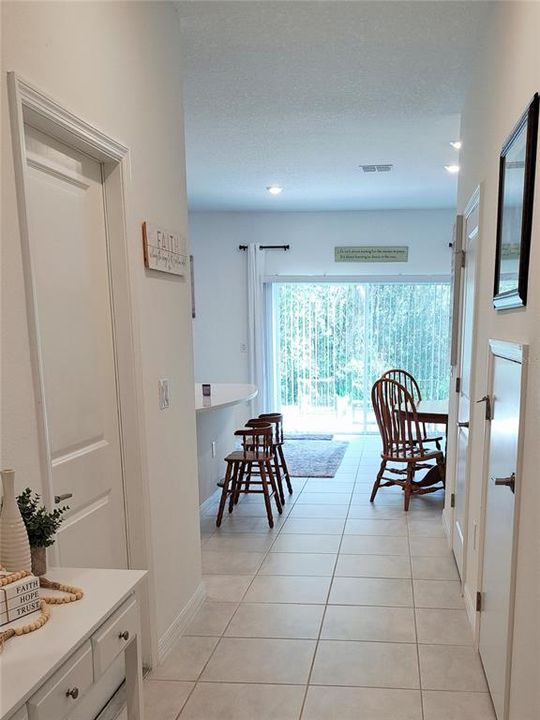 En Venta: $249,500 (3 camas, 2 baños, 1407 Pies cuadrados)