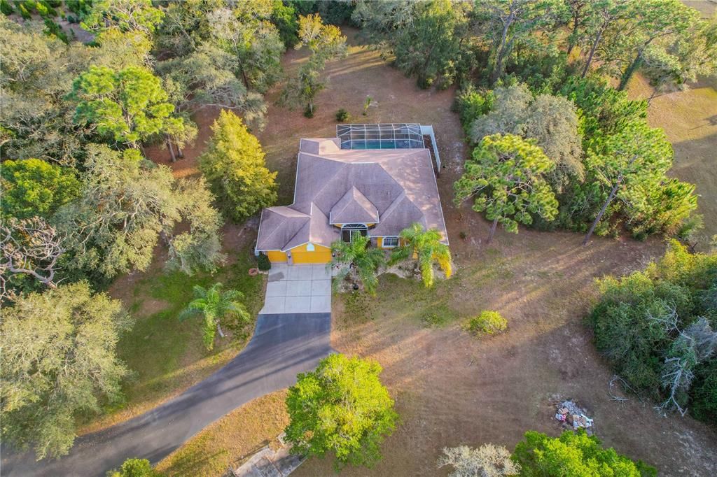 Activo con contrato: $849,900 (3 camas, 2 baños, 2450 Pies cuadrados)