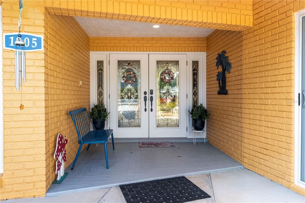 Activo con contrato: $699,000 (4 camas, 5 baños, 3461 Pies cuadrados)