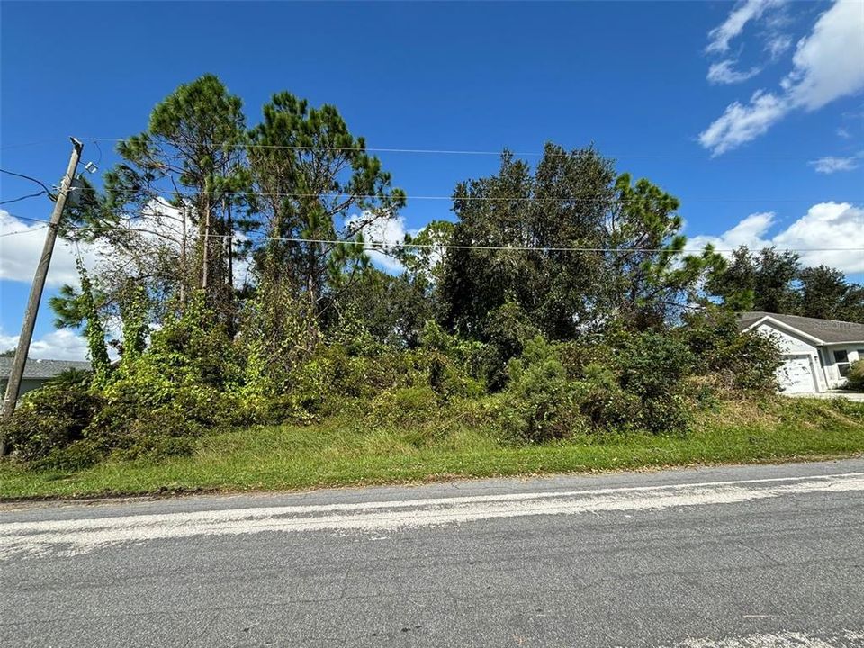 En Venta: $90,000 (0.18 acres)