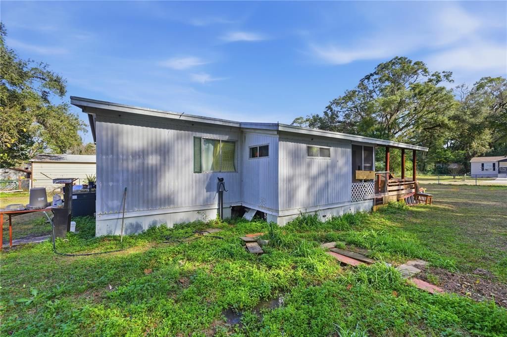 На продажу: $139,900 (2 спален, 2 ванн, 952 Квадратных фут)