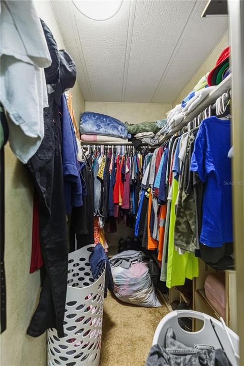 На продажу: $139,900 (2 спален, 2 ванн, 952 Квадратных фут)