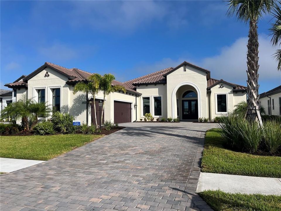 Recently Sold: $1,325,000 (3 beds, 4 baths, 3053 Square Feet)