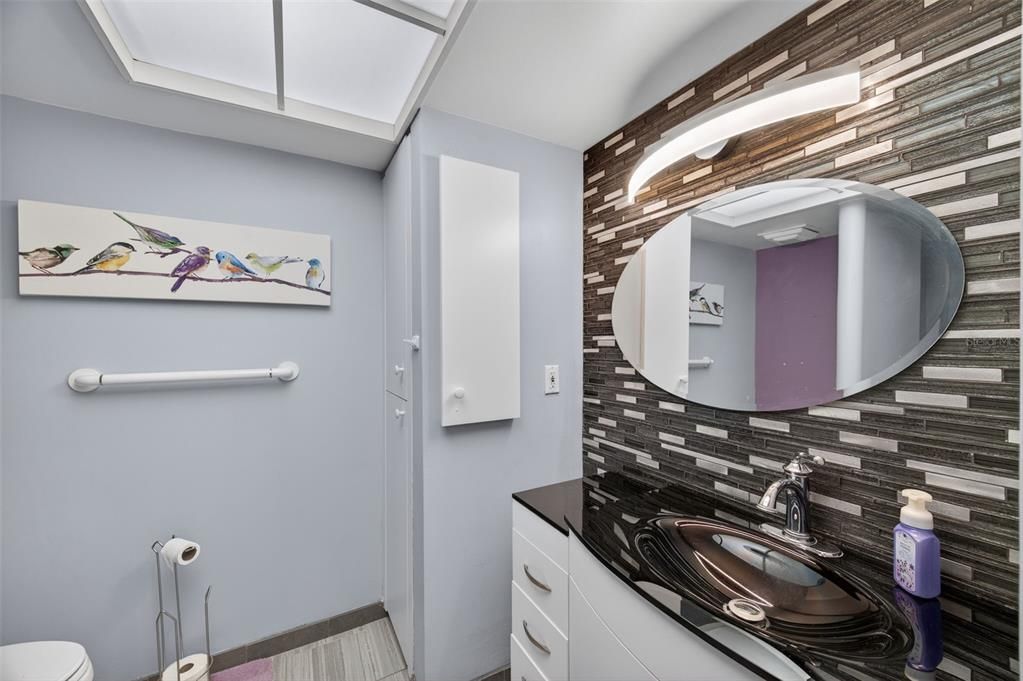 For Sale: $325,000 (3 beds, 3 baths, 1980 Square Feet)