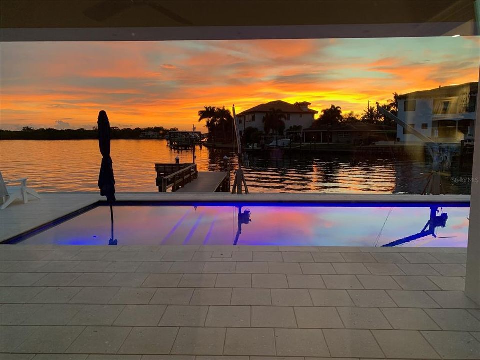 Active With Contract: $2,649,000 (4 beds, 2 baths, 2528 Square Feet)