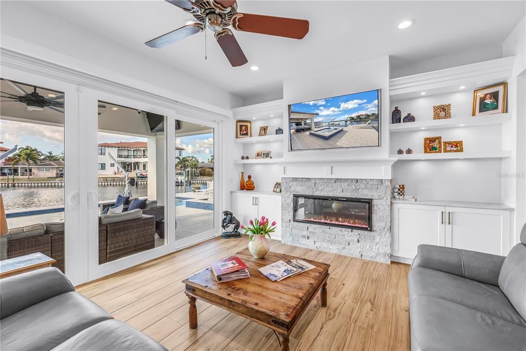 Active With Contract: $2,649,000 (4 beds, 2 baths, 2528 Square Feet)