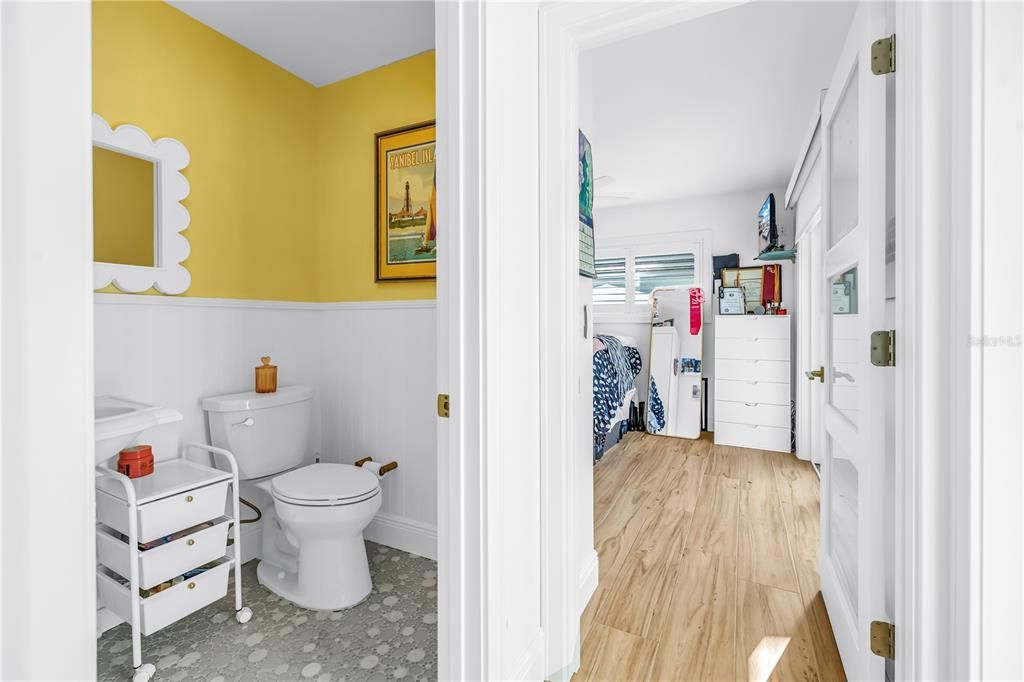 Active With Contract: $2,649,000 (4 beds, 2 baths, 2528 Square Feet)