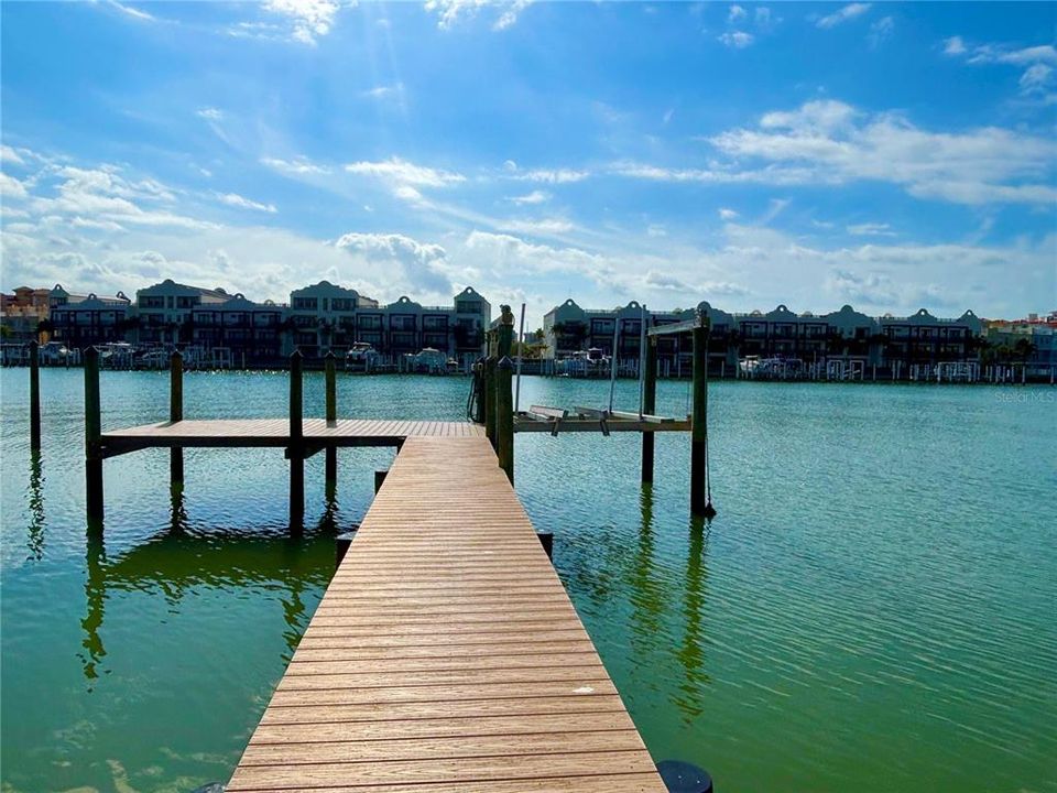 En Venta: $1,870,000 (3 camas, 2 baños, 2106 Pies cuadrados)