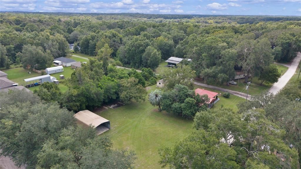 Activo con contrato: $379,900 (4 camas, 2 baños, 1820 Pies cuadrados)