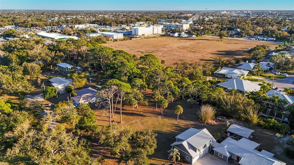 En Venta: $389,000 (0.38 acres)