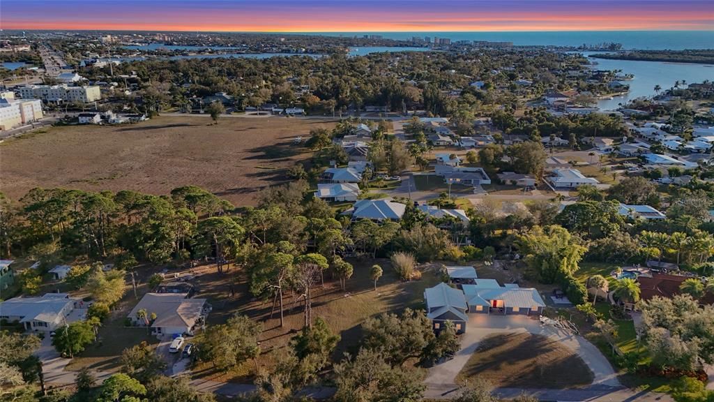 En Venta: $389,000 (0.38 acres)