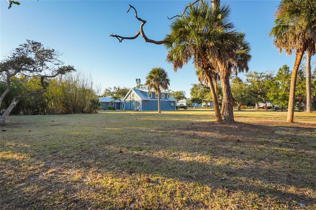 En Venta: $389,000 (0.38 acres)