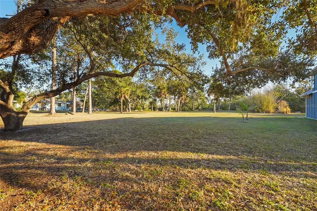 En Venta: $389,000 (0.38 acres)