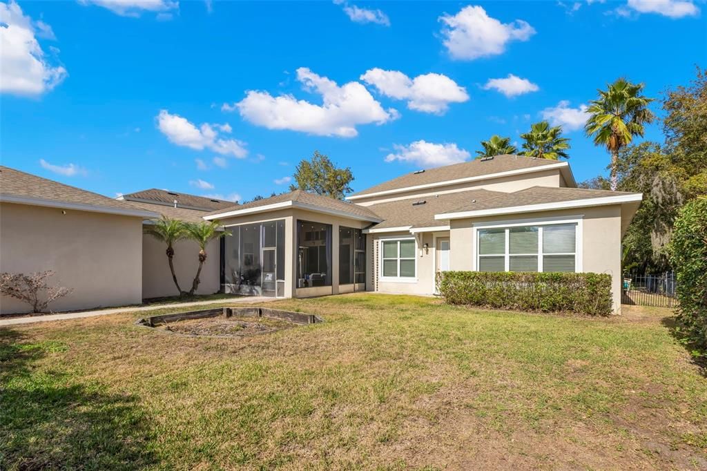 Active With Contract: $735,000 (5 beds, 4 baths, 3640 Square Feet)