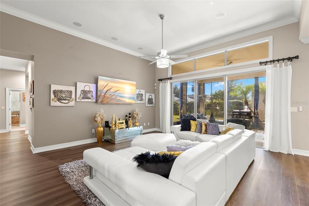 Active With Contract: $735,000 (5 beds, 4 baths, 3640 Square Feet)