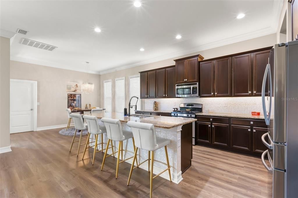 Active With Contract: $735,000 (5 beds, 4 baths, 3640 Square Feet)