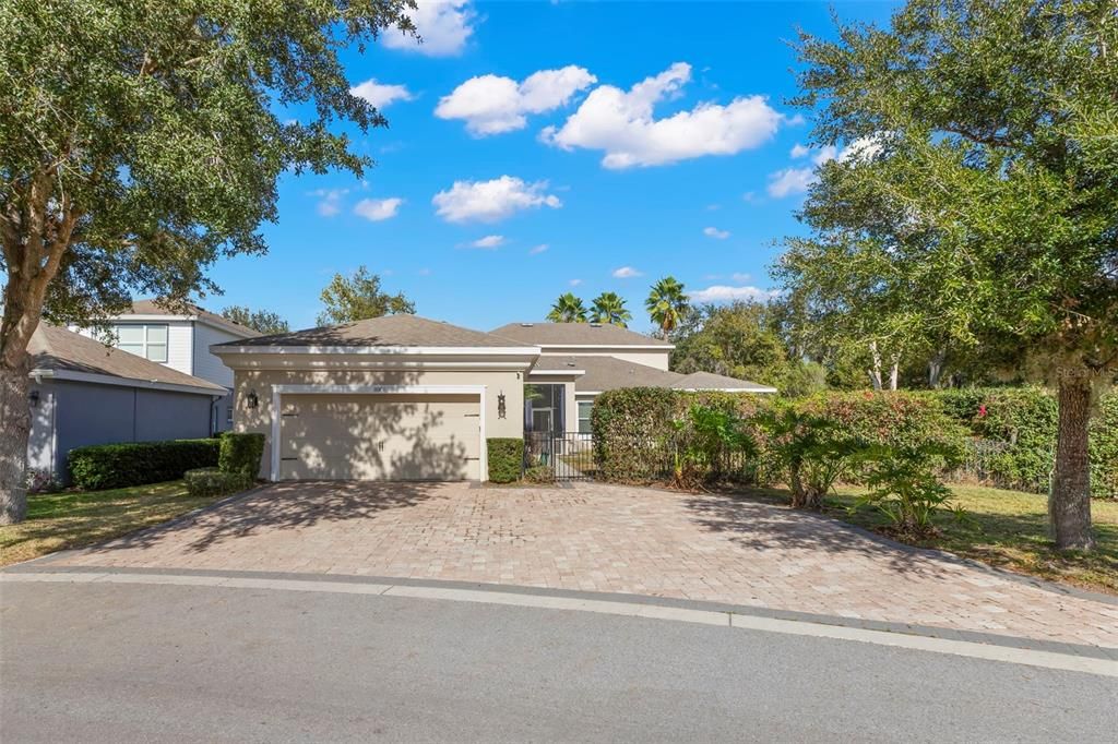 Active With Contract: $735,000 (5 beds, 4 baths, 3640 Square Feet)