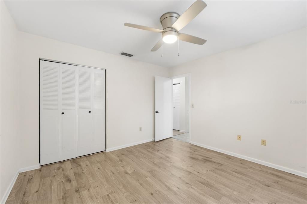 Под контрактом: $310,000 (3 спален, 2 ванн, 1507 Квадратных фут)