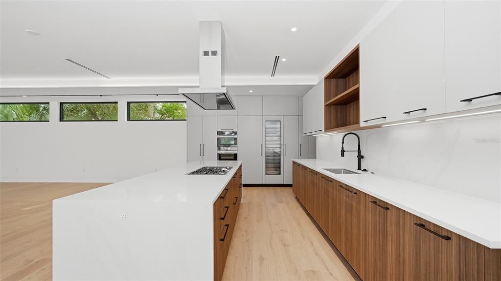 For Sale: $4,950,000 (5 beds, 4 baths, 3913 Square Feet)
