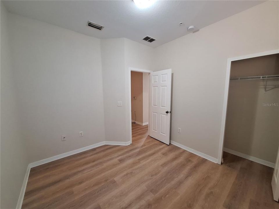 Под контрактом: $1,995 (3 спален, 2 ванн, 1417 Квадратных фут)