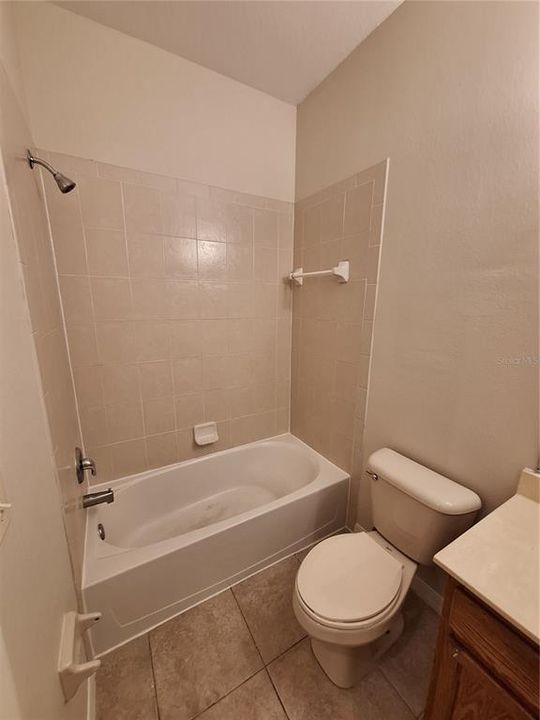 Под контрактом: $1,995 (3 спален, 2 ванн, 1417 Квадратных фут)