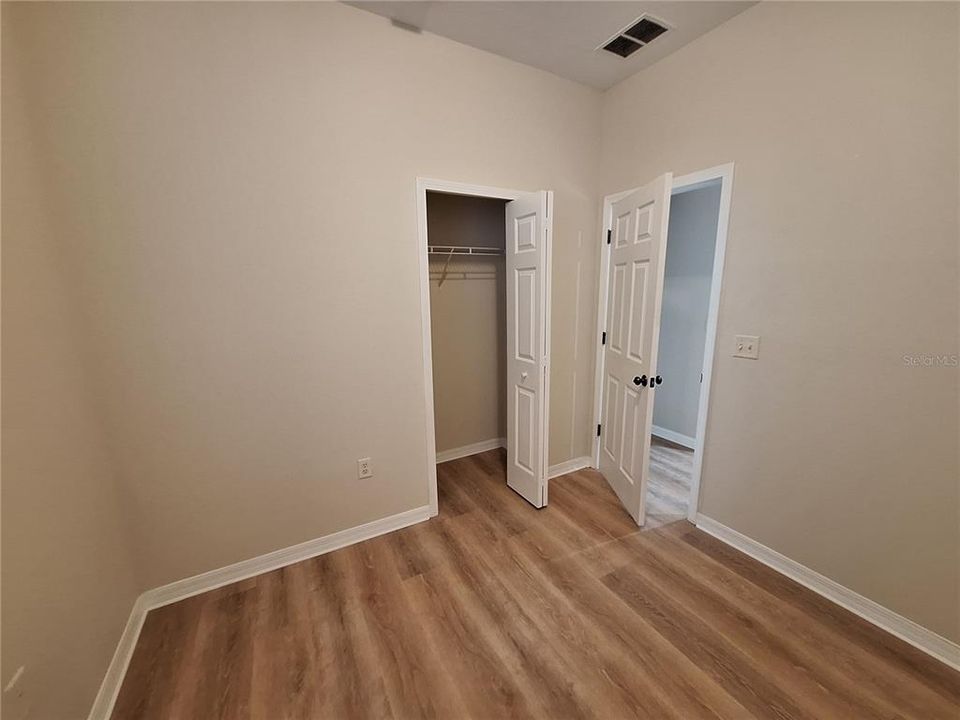 Под контрактом: $1,995 (3 спален, 2 ванн, 1417 Квадратных фут)