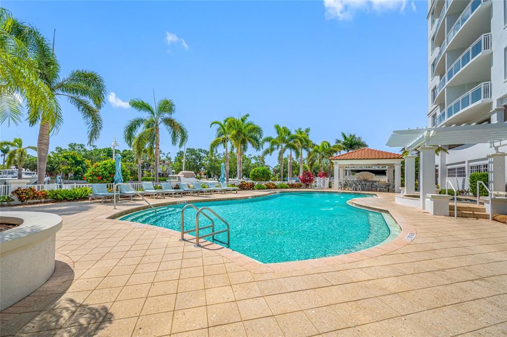 For Rent: $7,000 (2 beds, 2 baths, 1711 Square Feet)