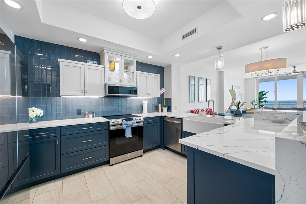 For Rent: $7,000 (2 beds, 2 baths, 1711 Square Feet)