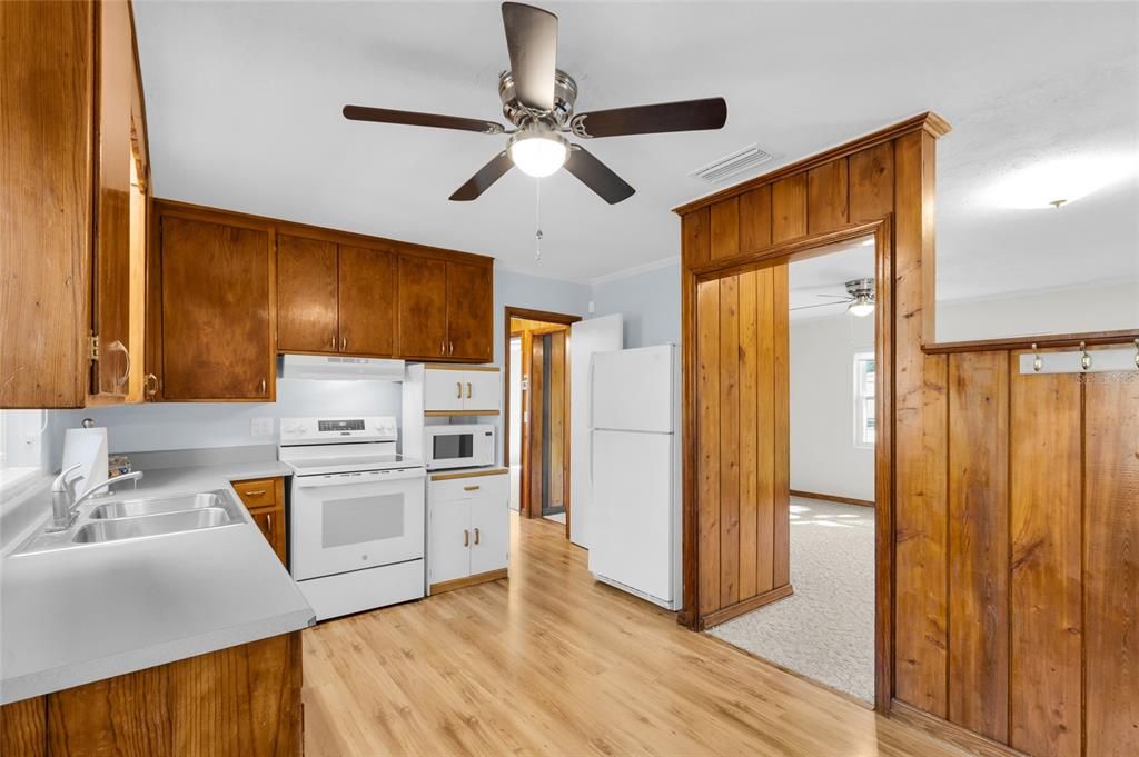 Activo con contrato: $183,500 (2 camas, 1 baños, 850 Pies cuadrados)