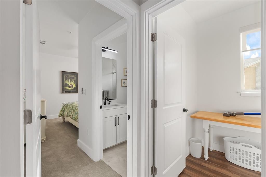 En Venta: $789,000 (3 camas, 3 baños, 2270 Pies cuadrados)