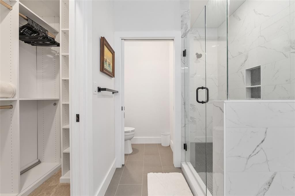 En Venta: $789,000 (3 camas, 3 baños, 2270 Pies cuadrados)