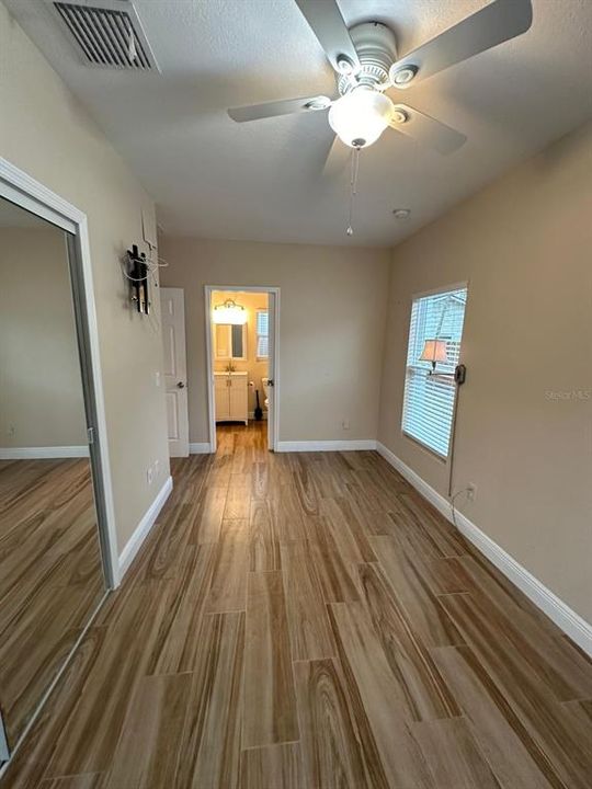 En Venta: $549,000 (6 camas, 4 baños, 2690 Pies cuadrados)