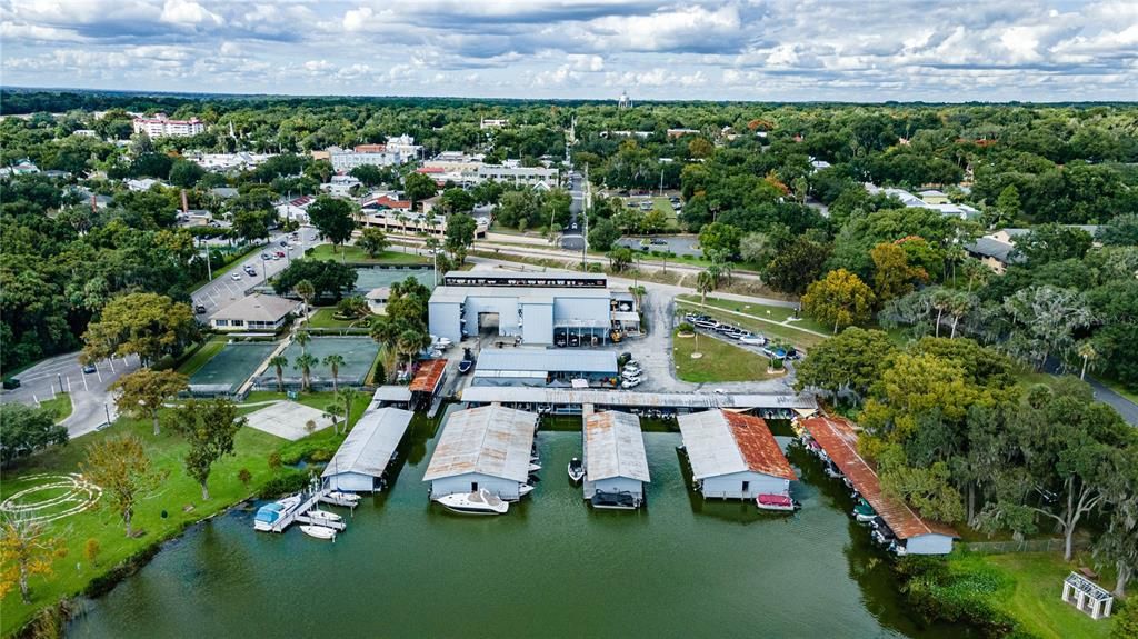 На продажу: $197,900 (2 спален, 2 ванн, 1071 Квадратных фут)