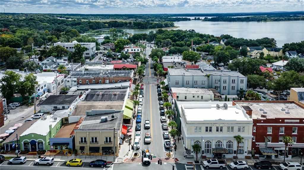 На продажу: $197,900 (2 спален, 2 ванн, 1071 Квадратных фут)